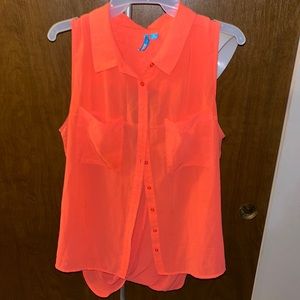 Peach sheer, back out, sleeveless button down